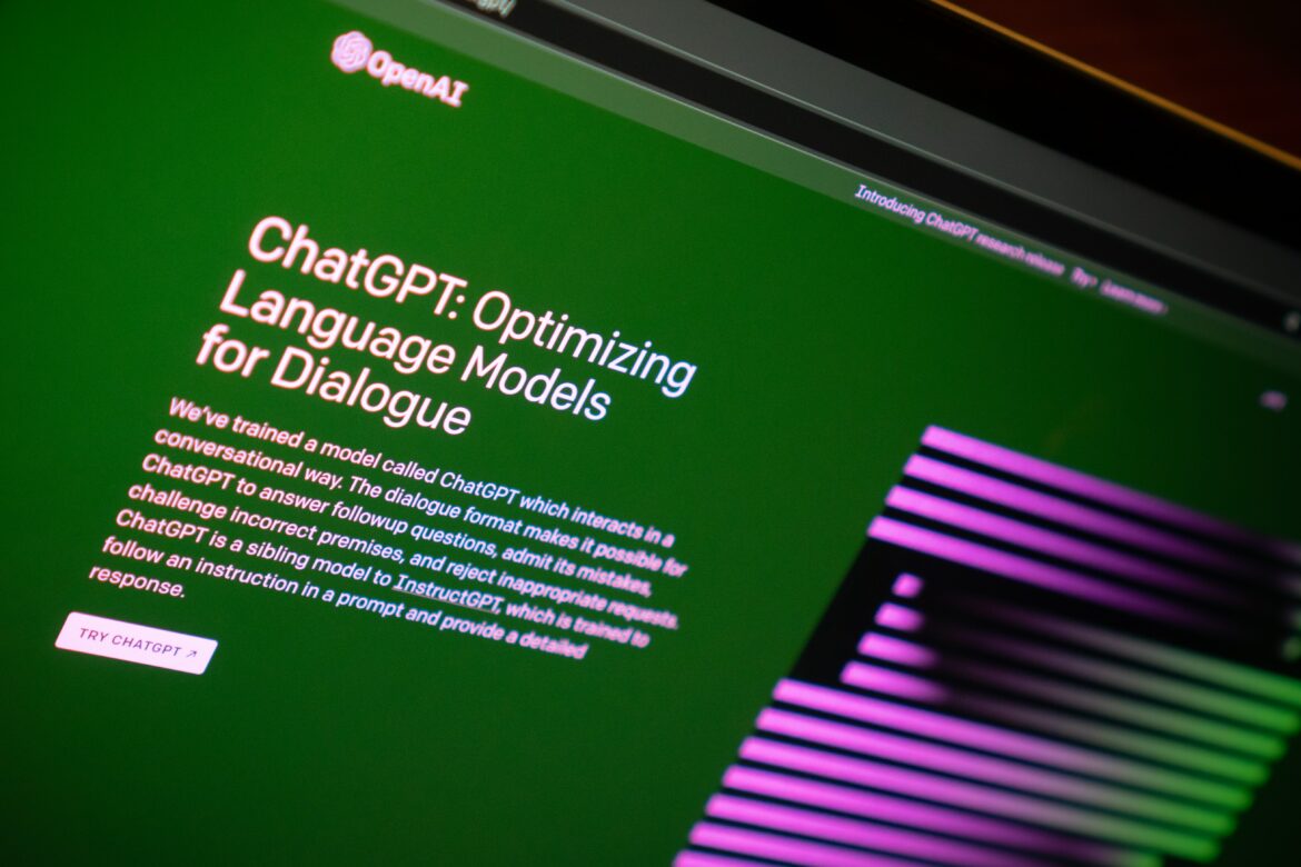 jonathan-kemper-5yuRImxKOcU-unsplash What is ChatGPT?